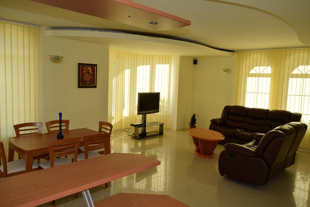 Hotel Eva Ravda ภายนอก รูปภาพ