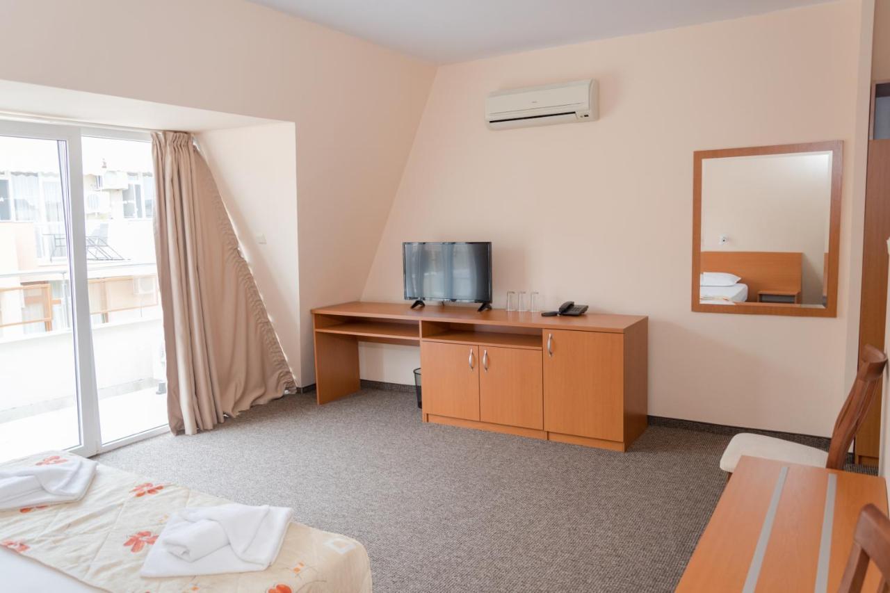 Hotel Eva Ravda ภายนอก รูปภาพ