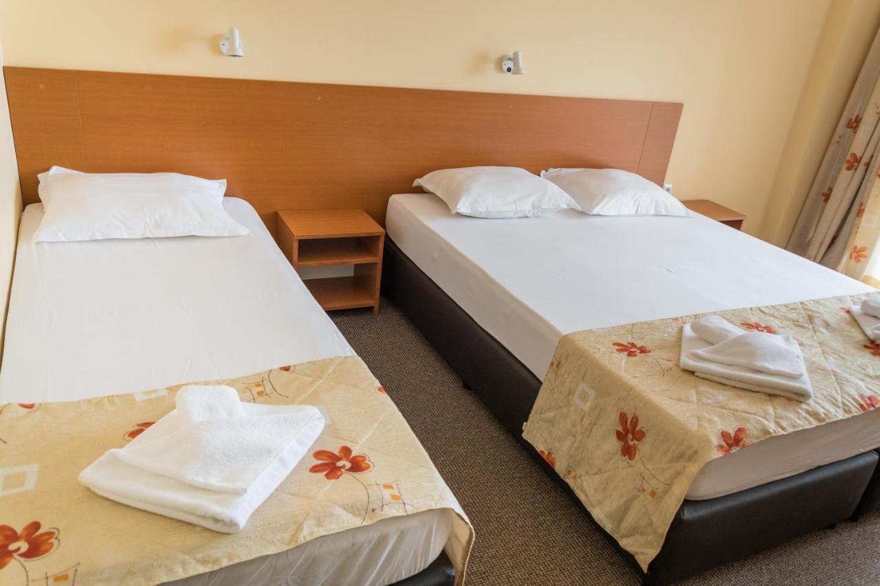 Hotel Eva Ravda ภายนอก รูปภาพ